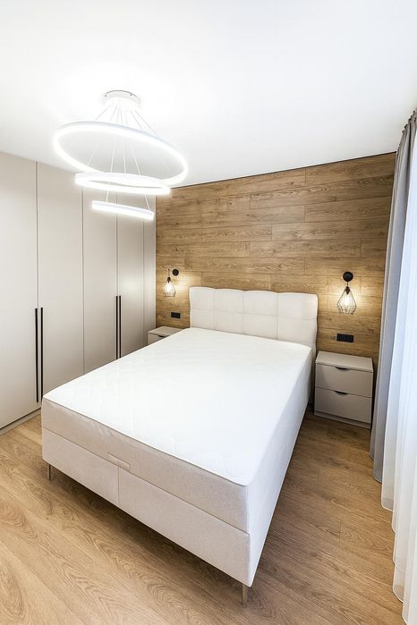 Продава се Тристаен апартамент в Пловдив, Тракия - 100 кв.м за 1800 €/кв.м - Снимка #2