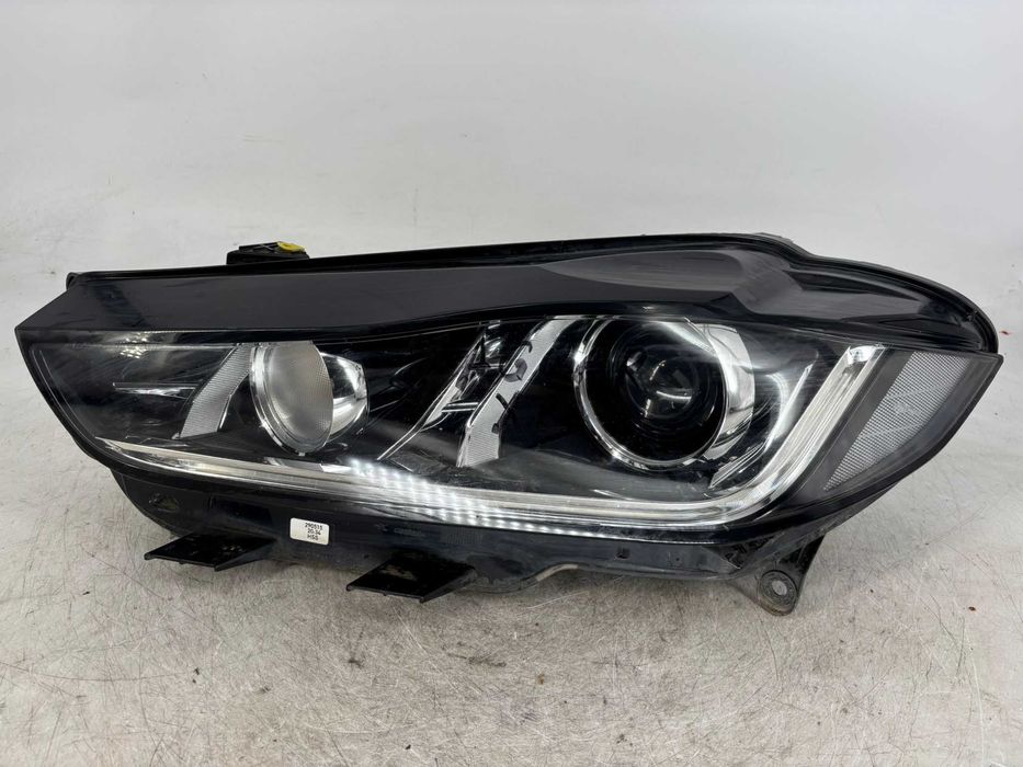 Far cu xenon stanga/dreapta Jaguar Xe an 2015
