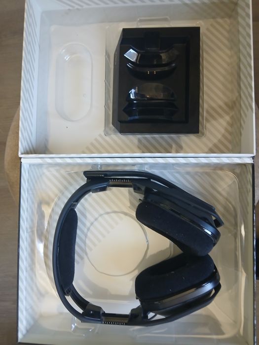 Vand casti gaming Astro A50
