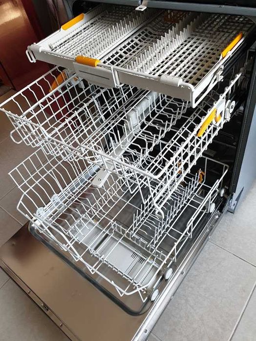 Inox Miele Auto Open QuickPower Wash Съдомиялна - Частично Вграждане