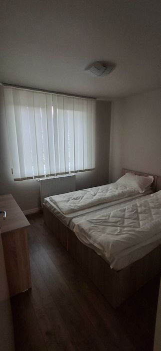 Apartamente de inchiriat