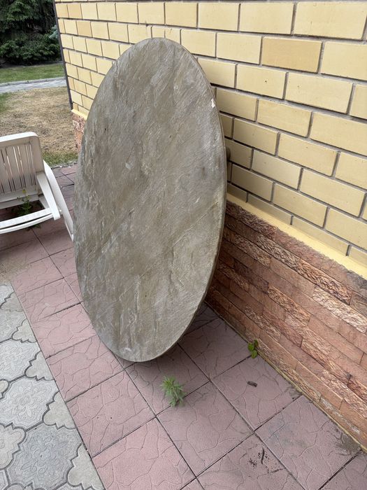 Столики низкие деревянные