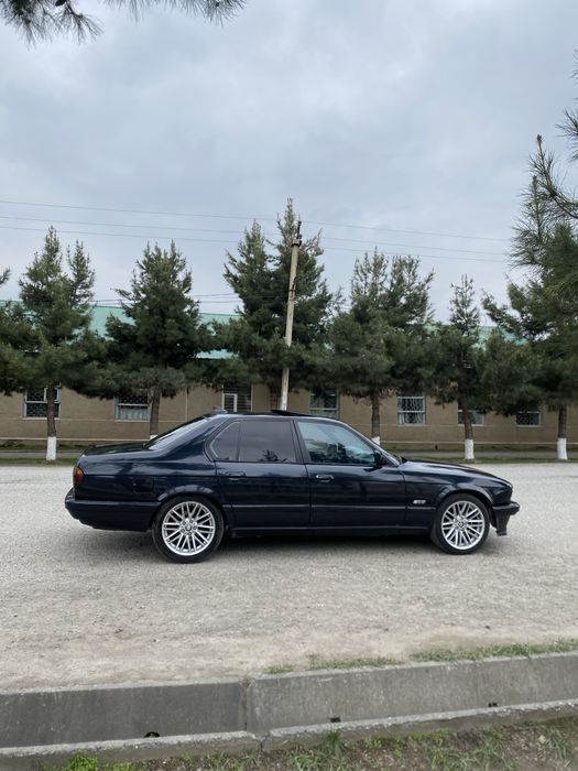 BMW E32 735i  1991 restayling sotiladi srochne