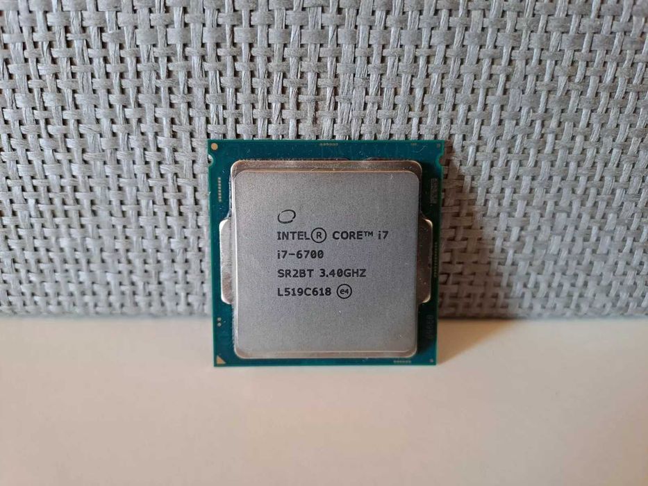 Процесор Intel Core i7 6700 (3,4Ghz – 4,0 Ghz) – LGA 1151 (Skylake)