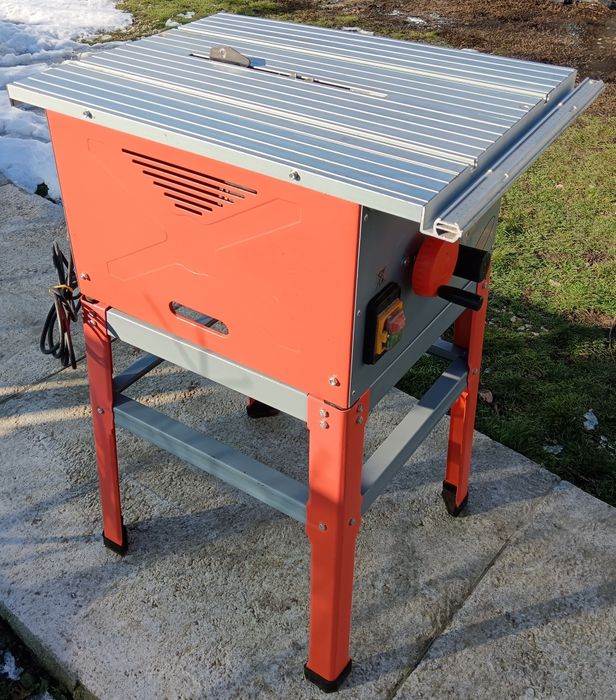 Circular cu masă, reglabil unghiular și înălțime, EINHELL