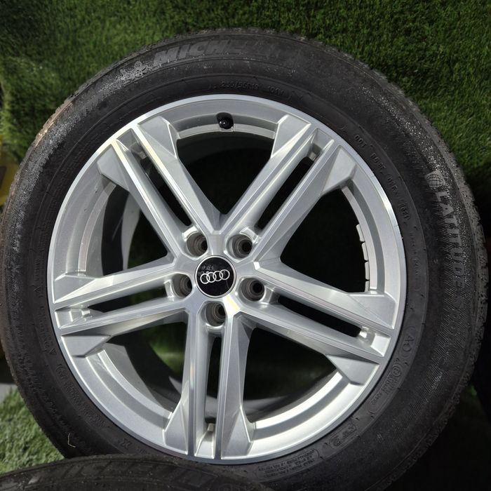 Jante impecabile Audi Q5 R 19 5x112 cu anvelope 235 55 19 Michelin