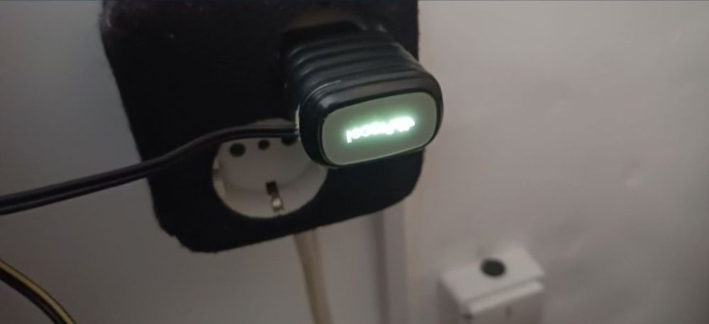 Switch SURECOM N-Way Mini 8 porturi