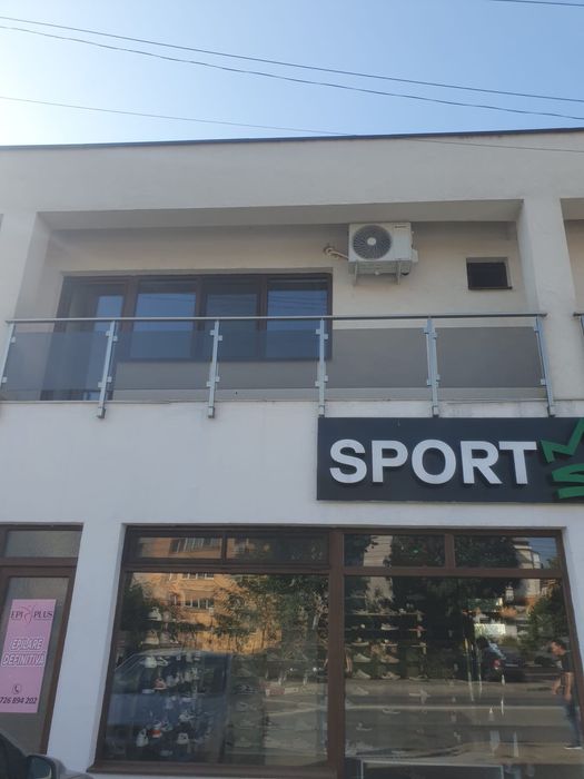 Inchiriez spatiu comercial in zona Mall