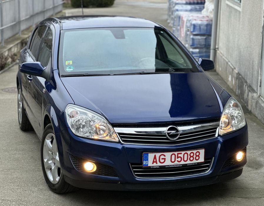 Opel Astra H facelift 1.6 benzină *Navigatie*Climă*Carte service*