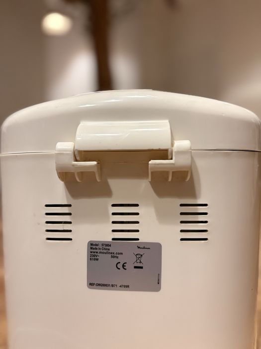 Aparat pentru paine/ Masina de paine