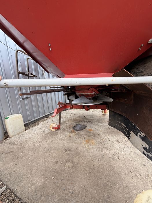 Distribuitor ingssaminte MA Lely Centerliner