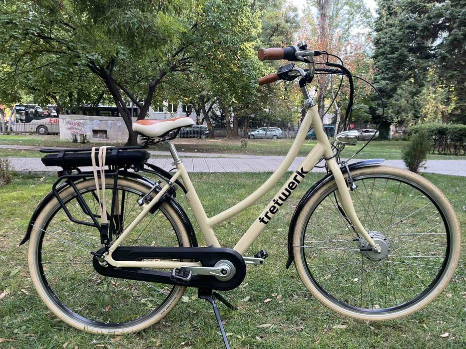 Нов 28 цола електрически алуминиев велосипед с 7 скорости чисто нов