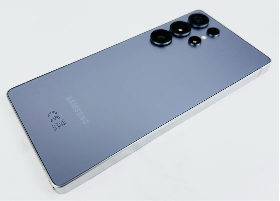 НОВ! Samsung Galaxy S25 Ultra 5G 256GB 12RAM Silverblue 2г. Гаранция!
