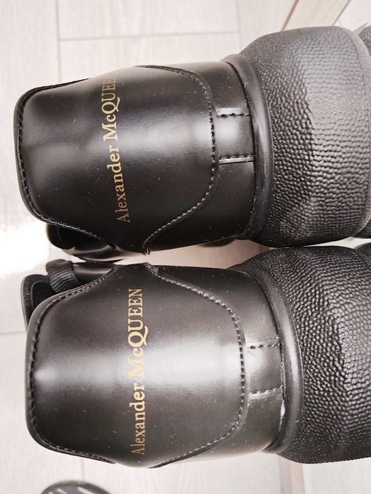 Обувки Alexander McQueen