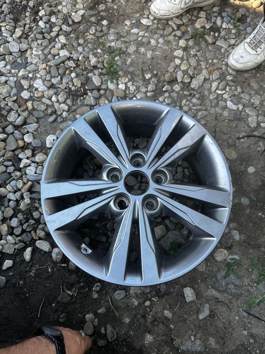 Jantă hyundai elantra  r16.cod:52910-f2200.