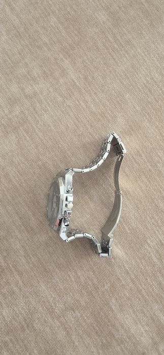 Vând ceas Audemars Piguet argintiu barbati