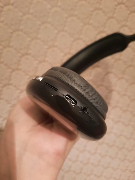 P9 Bluetooth Headphones