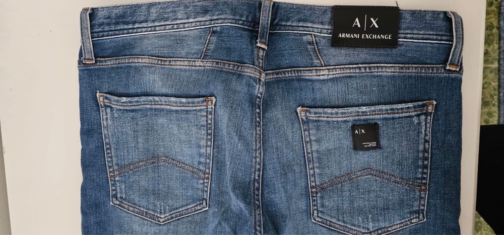 Blugi Armani Exchange