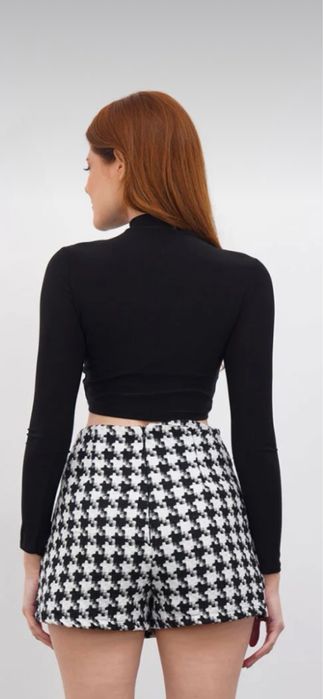 Дамска пола панталон