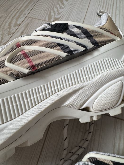 Burberry arthur - 44 номер