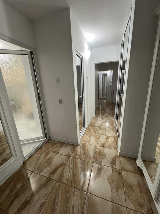 Apartament 3 camere decomandat, 74 mp, etaj 2 – Tecuci