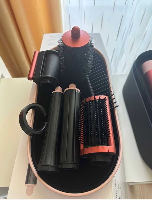 Dyson Airwrap long