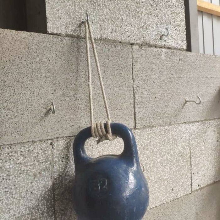 Polistro blok razmer 20/30/60 narxi 26.000 som