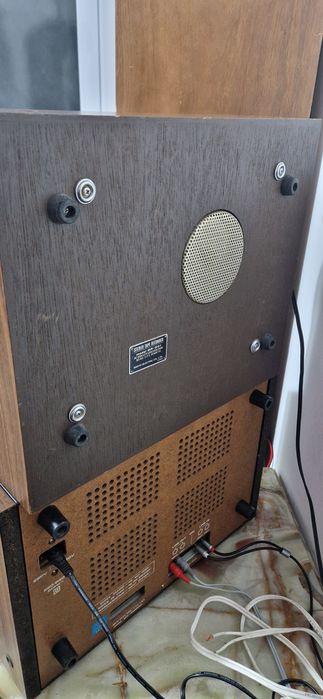 Magnetofon Sanyo MR-801