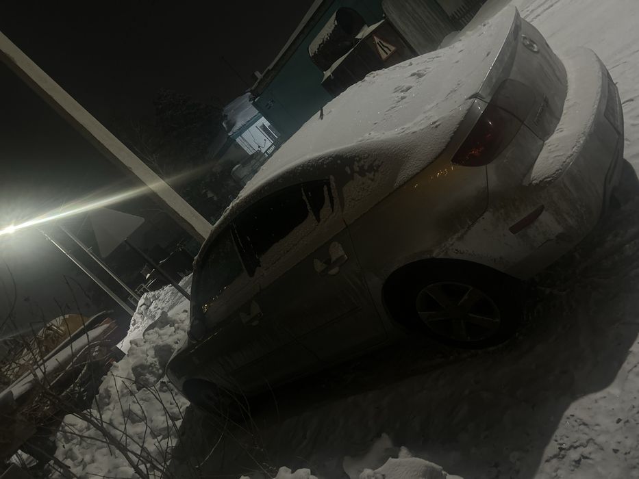 Продам Мазда 3  2003 года