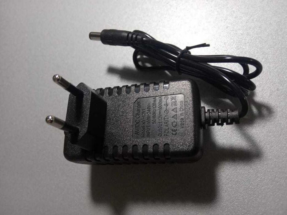 Зарядка на детскую машину