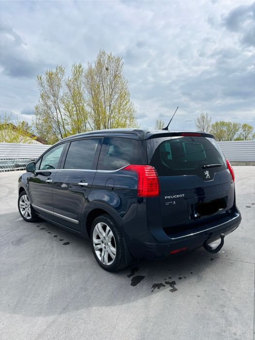 Peugeot 5008 , 7 locuri