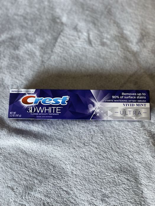 Избелваща паста и ленти за зъби Крест/Crest