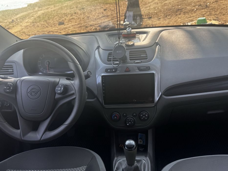 Продам Ravon R4.