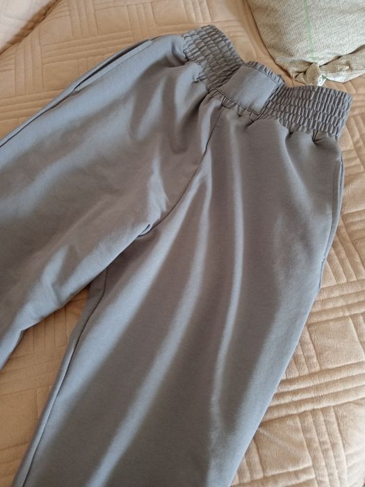 Брюки новые продам