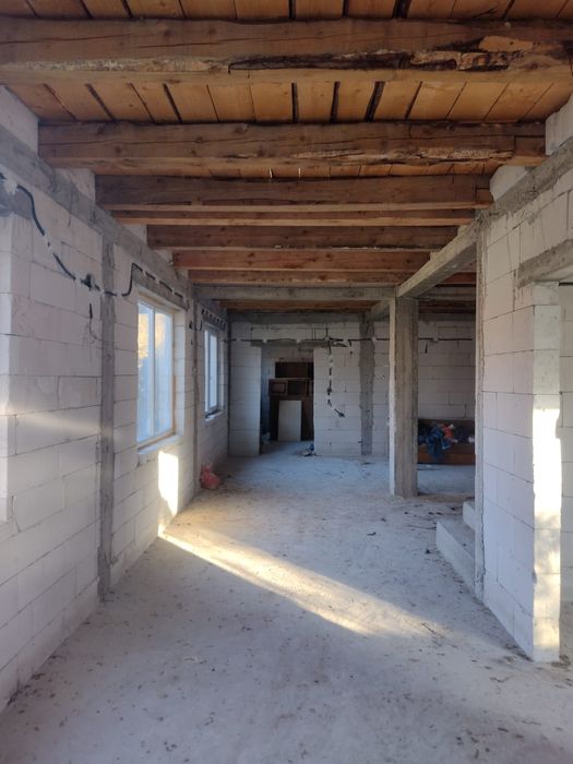 Casă la roșu în Nadășu