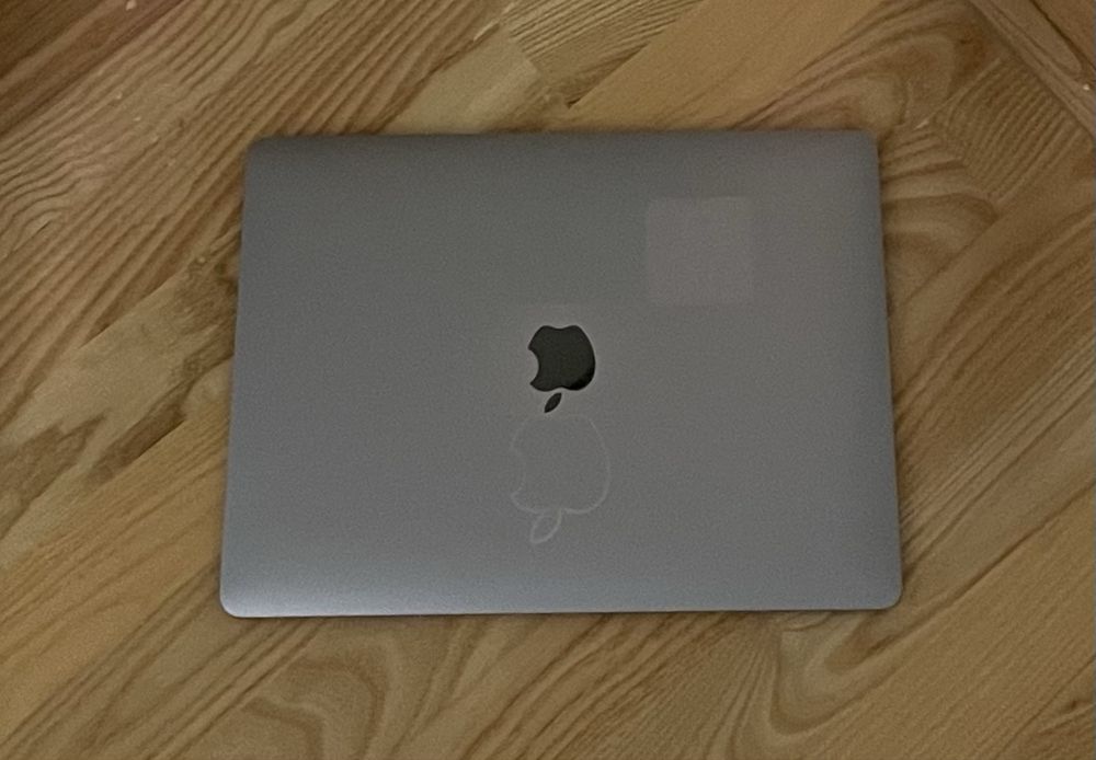 MacBook Air 2019  A1932