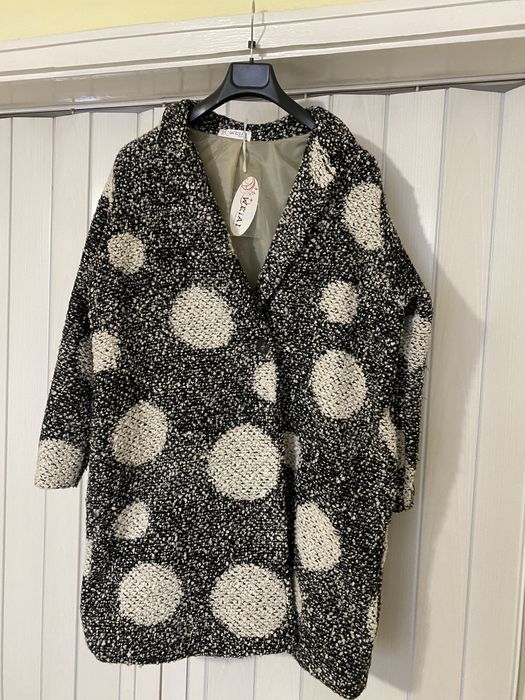 Дамско палто до коляното