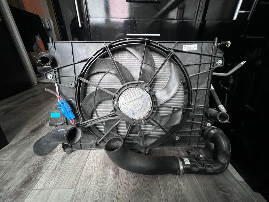 Радиатор в сборке на Jaecoo J7