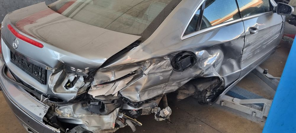 Мерцедес Е350 бензин