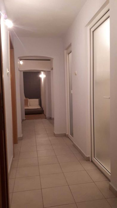 Apartament 3 camere decomandat etaj 4/4 centu Buftea