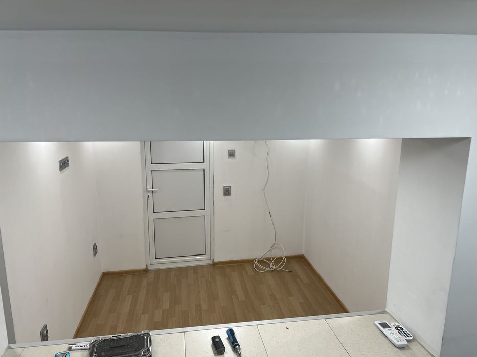 Дава се под наем Ателие в Шумен, 5-ти полк - 16000 кв.м за 163.2 € - Снимка #1