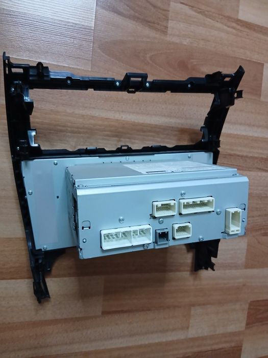 Магнитофон от Camry 50