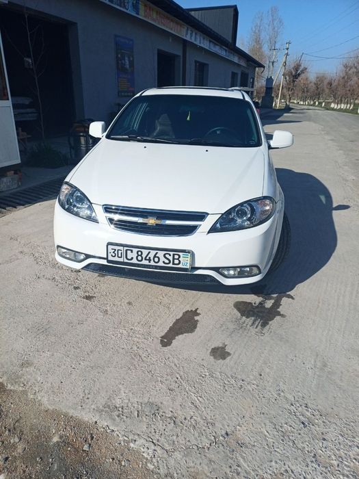 Chevrolet Gentra 1.5 AT