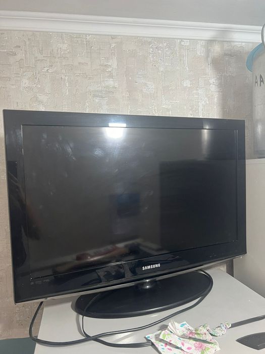 Продам телевизор