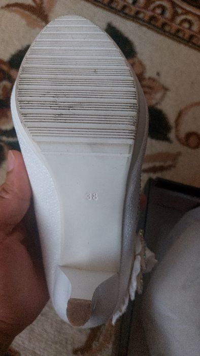 Kelinlar tuflisi  razmer 38