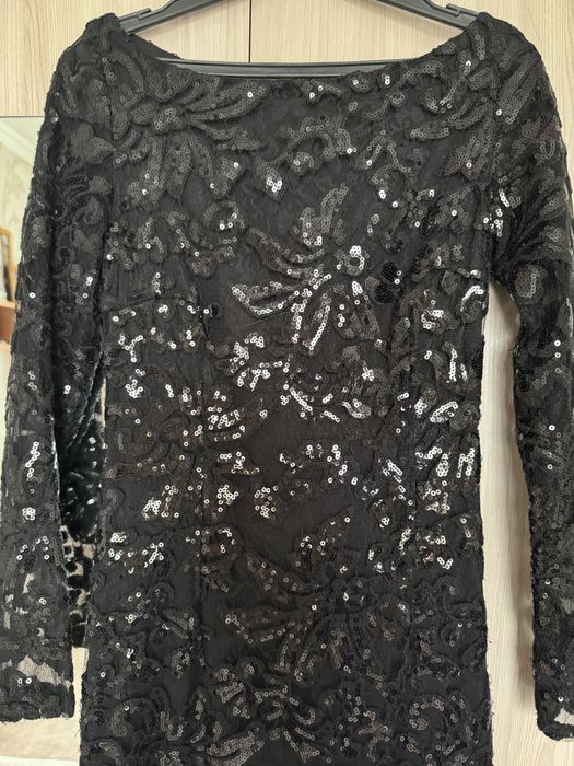 Продам вечернее платье со шлейфом