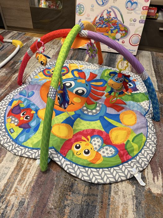 Playgro Активна музикална гимнастика