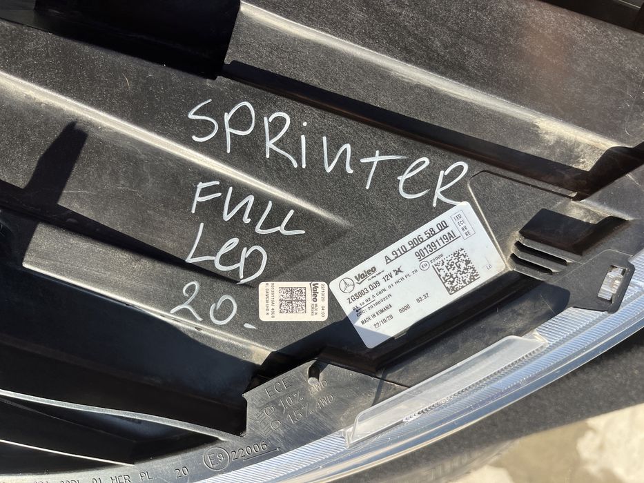Фар Mercedes Sprinter W910 Full LED