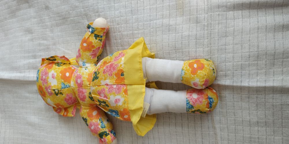 Продам куколку  ,мягкая,красивая ,