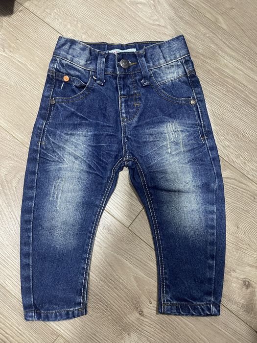 Джинсы детские две пары